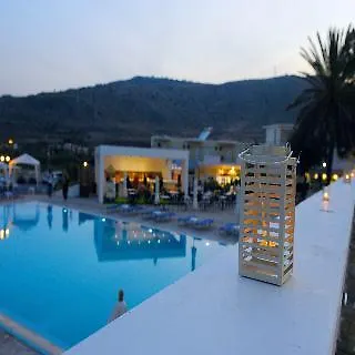 Saint George فندق لاردوس